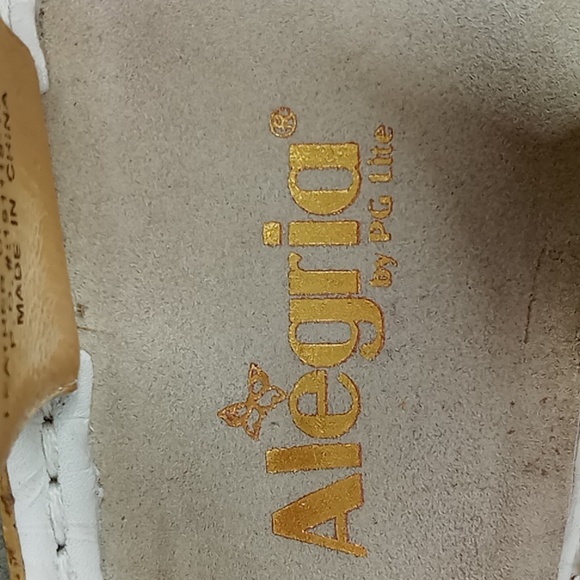 Algeria by PG Lite "Vienna" Wht. Embossed Leather 2 Strap Velcro Closure Size 37 - Picture 7 of 11